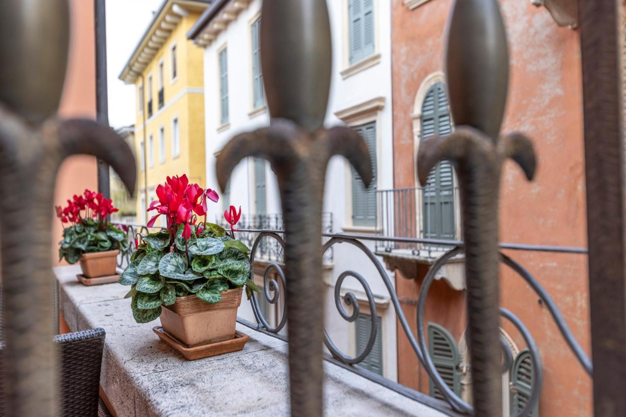 Opera Relais De Charme Aparthotel Verona Bagian luar foto